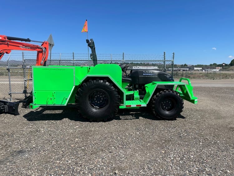 2023 KUBOTA M5660SUHD 7 PASSENGER CARRIER