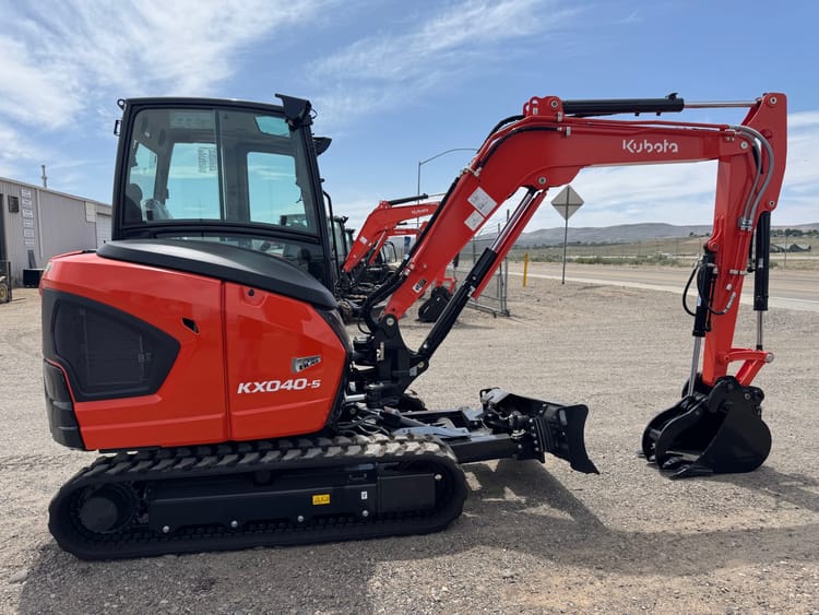 2025 KUBOTA KX040-5R3TP